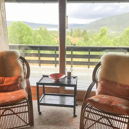 Mountain Views Of Hills And Hébergement de vacances Ron