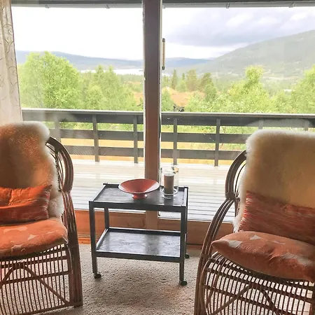 Mountain Views Of Hills And Hébergement de vacances Ron